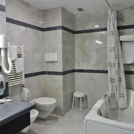 Hotel Ih Hotels Milano Blu Visconti