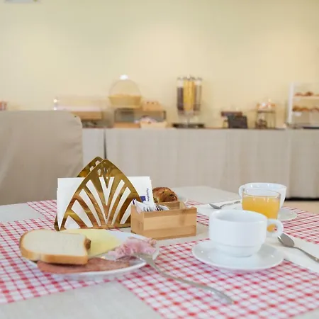 Ih Hotels Milano Blu Visconti 3*