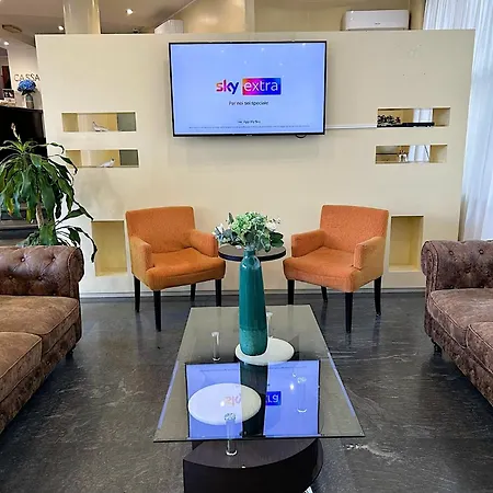 Hotel Ih Milano Blu Visconti 3*