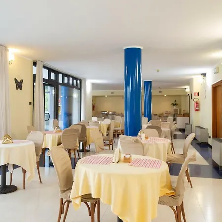 Hotel Ih Milano Blu Visconti 3*
