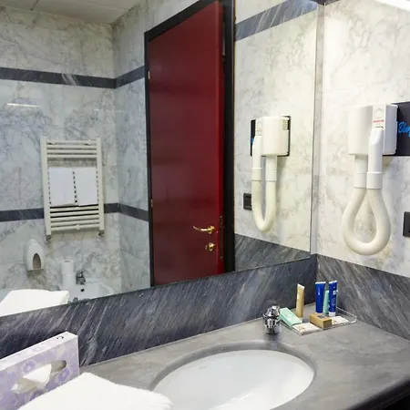 Ih Milano Blu Visconti Hotel